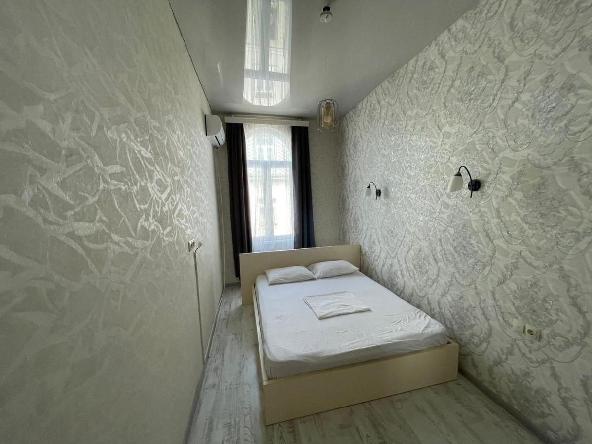 Центр города Батуми Apartment Rustaveli 13 Екстер'єр фото