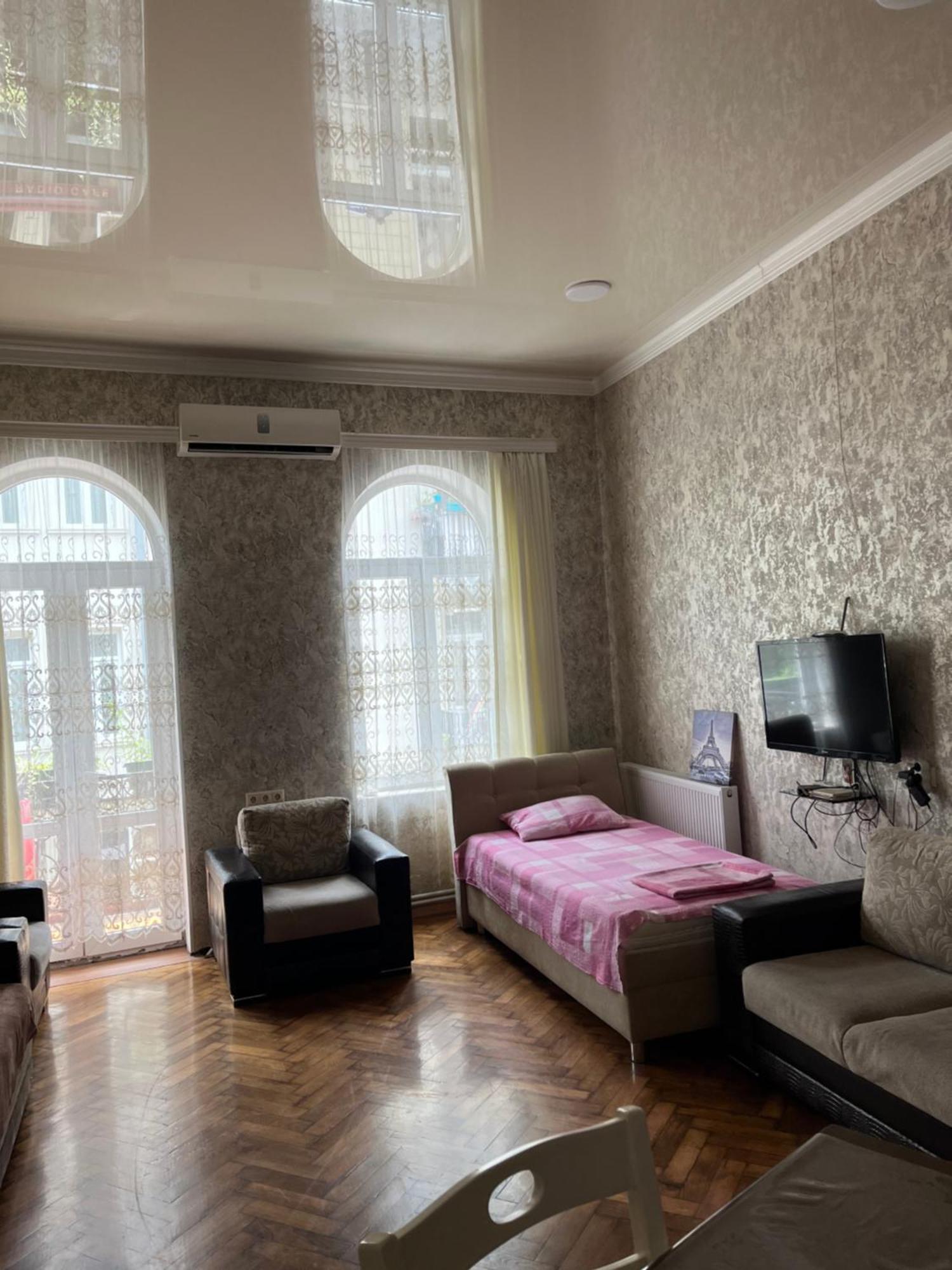 Центр города Батуми Apartment Rustaveli 13 Екстер'єр фото